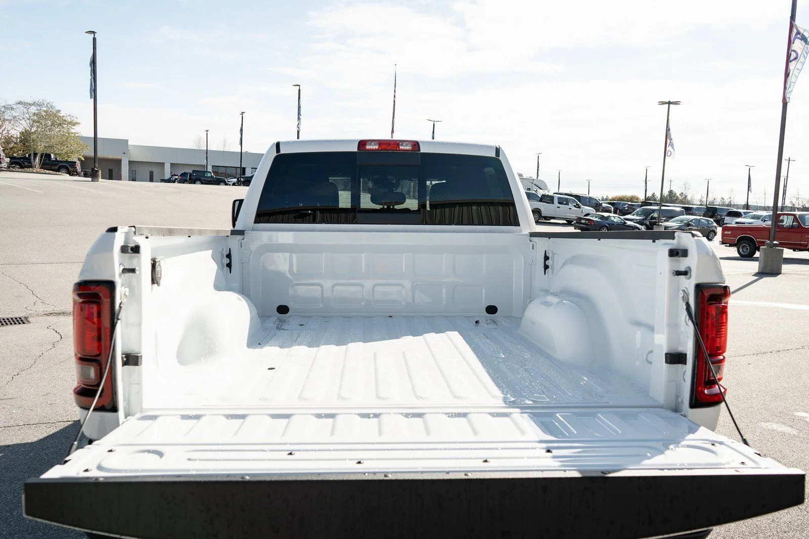 New 2026 White Ram Tradesman image 9