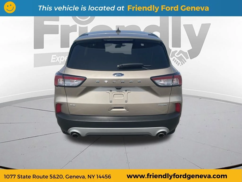 Used 2021 Gold Ford SE image 6