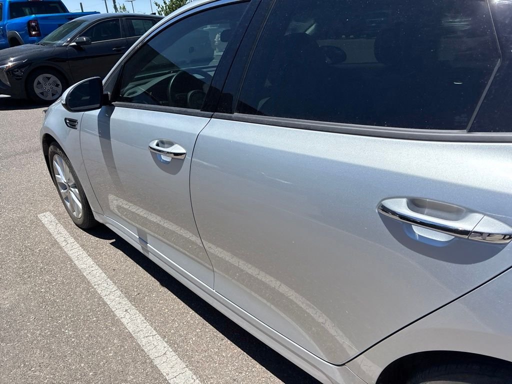 Used 2016 Silver Kia EX image 27