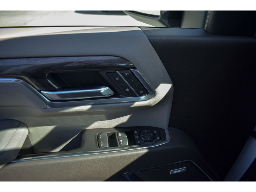 2025 Chevrolet Silverado 3500 HD LTZ - Photo 16