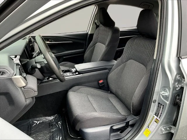 Used 2025 Silver Toyota LE image 23