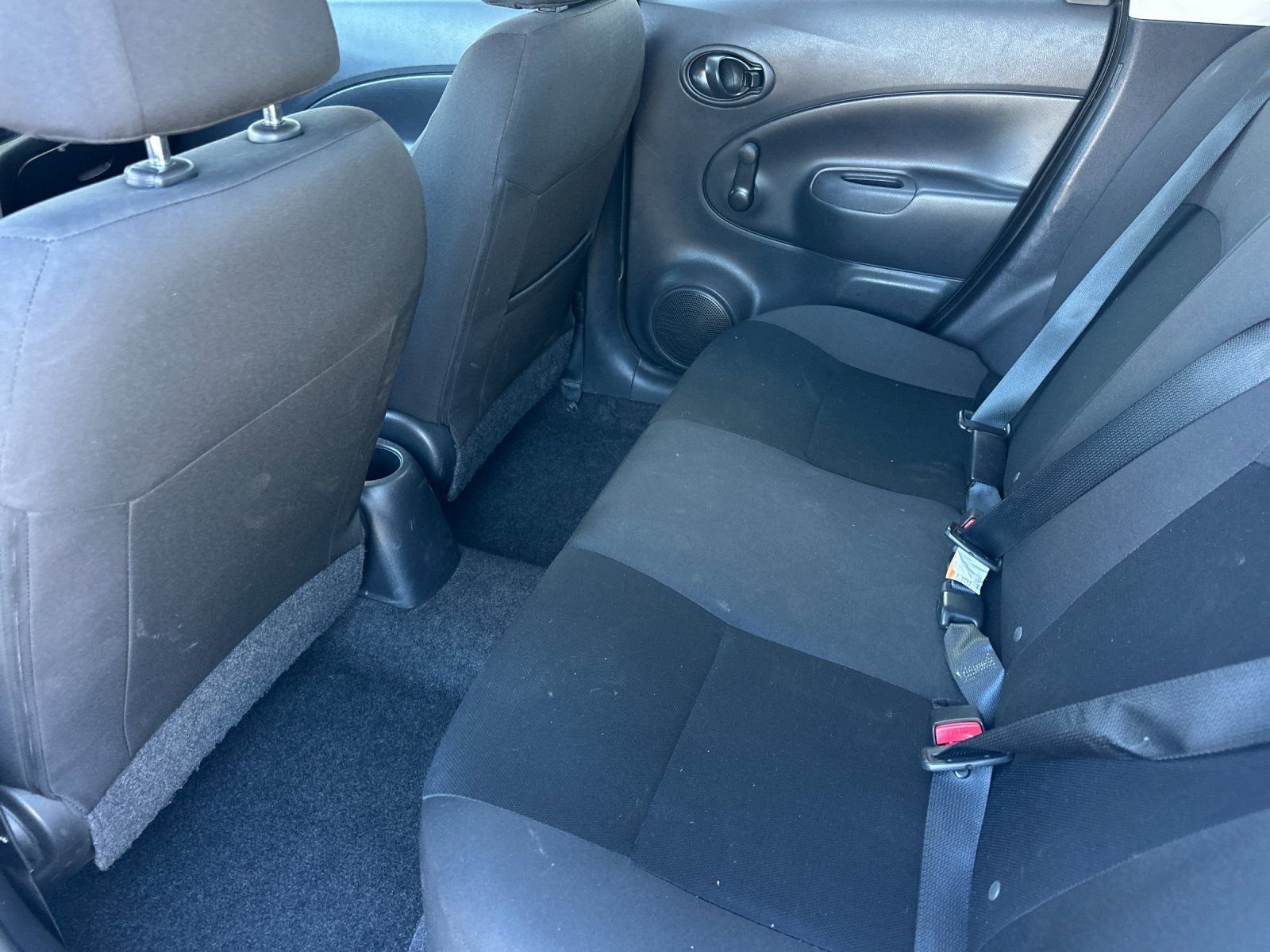 Used 2015 White Nissan S Plus image 10