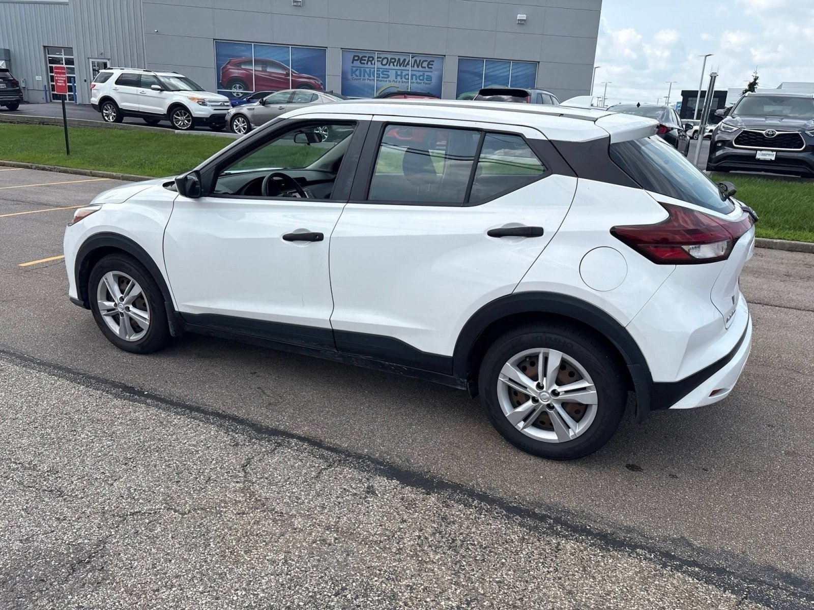 Used 2022 Fresh Powder Nissan S image 6