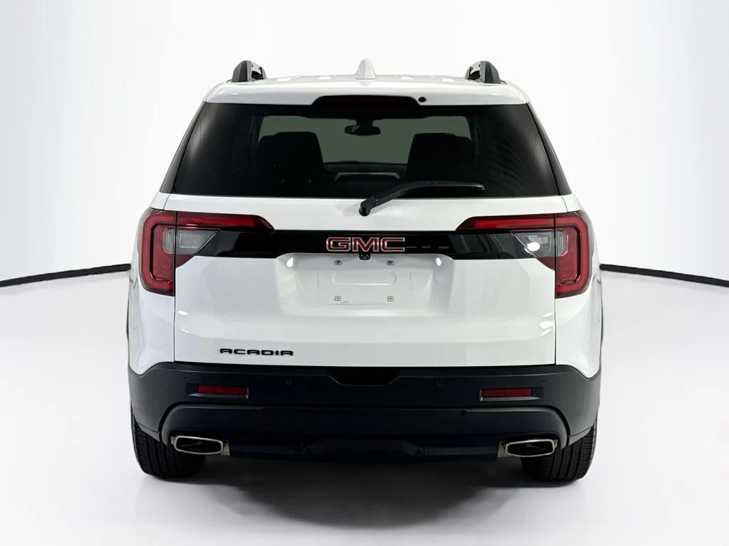 Used 2023 White GMC SLE image 6