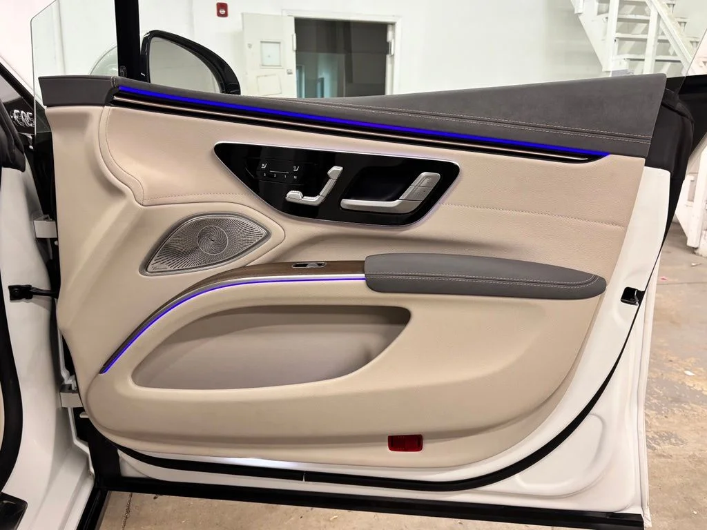 Used 2023 White Mercedes-Benz 450 image 22