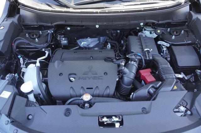 New 2026 Labrador Black Pearl Mitsubishi 2.0 ES image 30