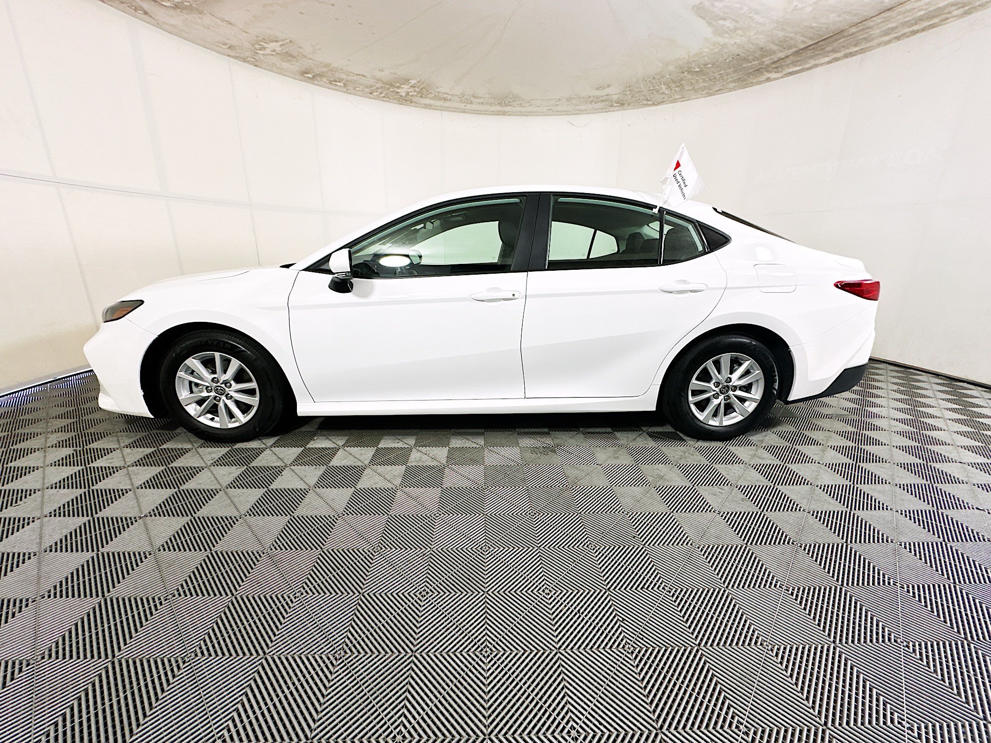 New 2026 Ice Cap Toyota LE image 6