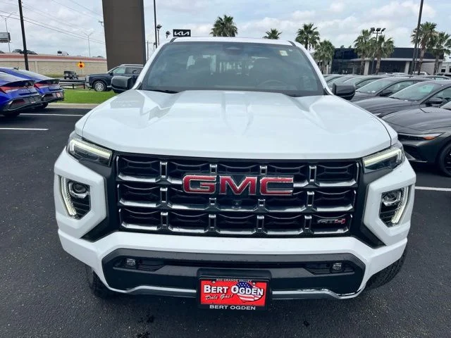 Used 2025 White GMC AT4 image 2