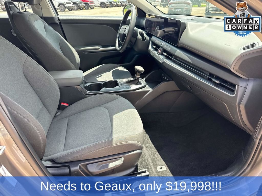 Used 2025 Gray Kia LXS image 27