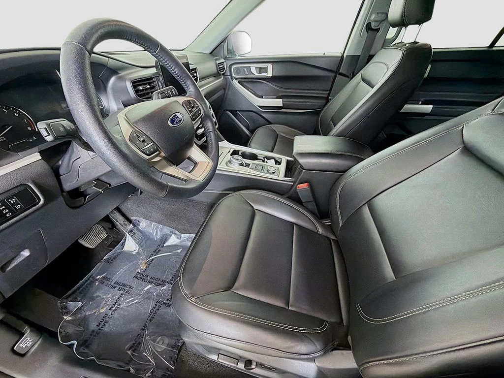 Used 2024 Black Ford XLT image 21
