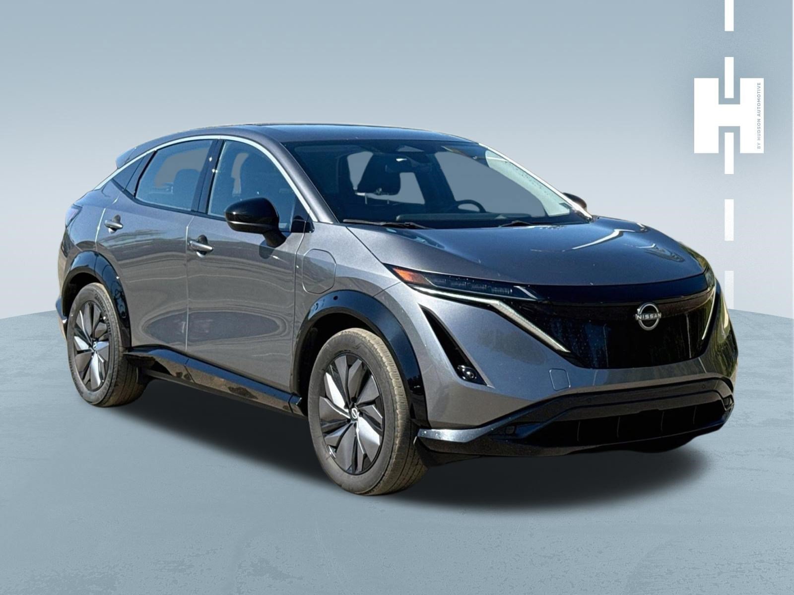 Used 2023 Gun Metallic Nissan ENGAGE image 1