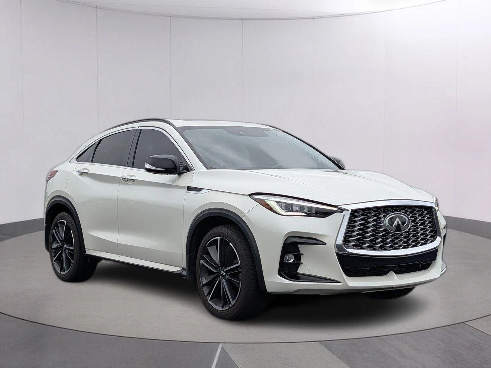Used 2023 Majestic White INFINITI SENSORY image 9