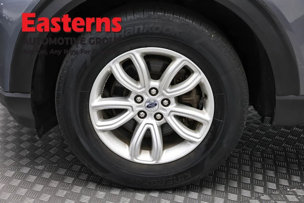 Used 2021 Gray Ford Base image 32