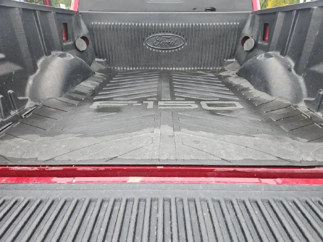 Used 2018 Red Ford XL image 22