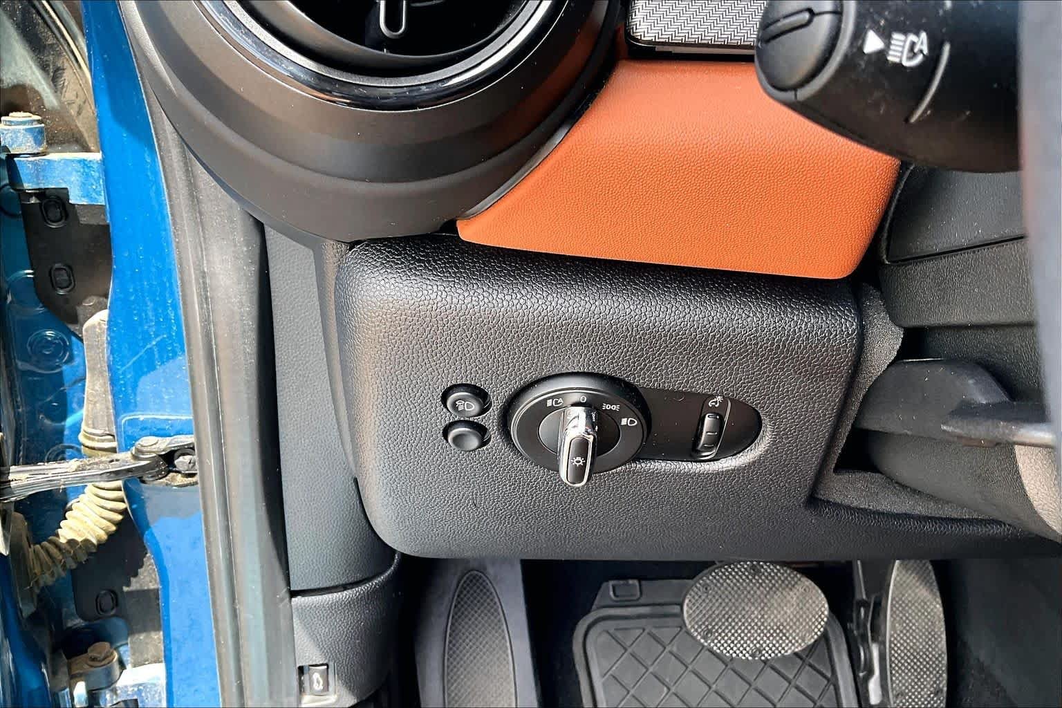 Used 2024 Island Blue Metallic MINI Cooper S image 30