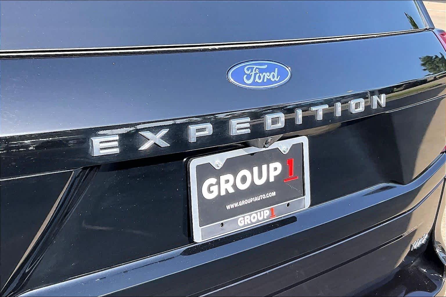 Used 2025 Agate Black Metallic Ford Active image 30