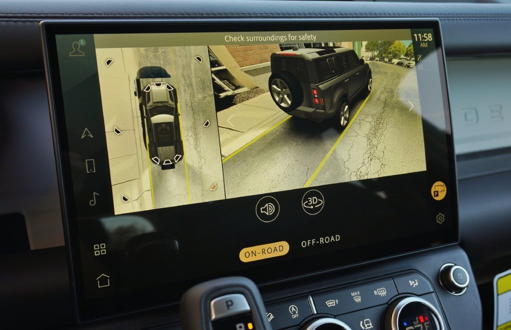 New 2026 Carpathian Grey Land Rover X-Dynamic SE image 25