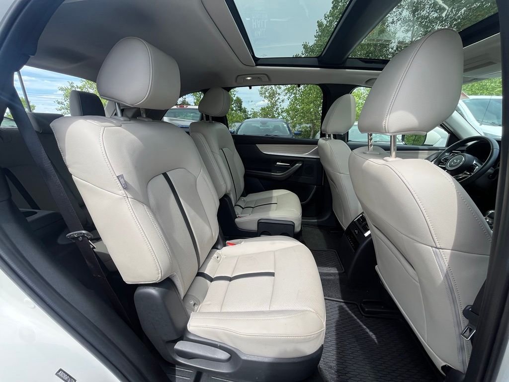 Used 2024 White Mazda 3.3 Turbo Premium image 26