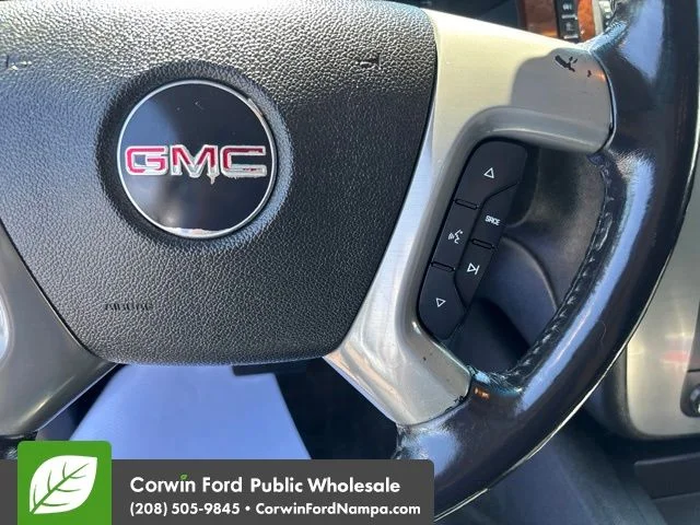 Used 2008 Silver GMC SLE image 16