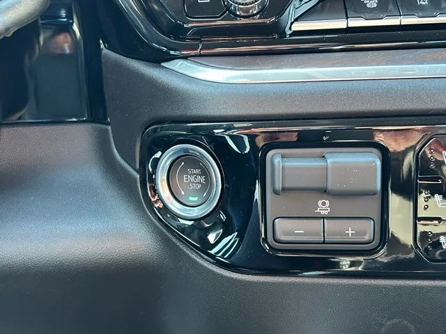 2026 GMC Sierra 2500HD SLT - Photo 38