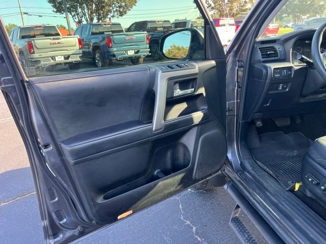 Used 2022 Gray Toyota SR5 Premium image 5