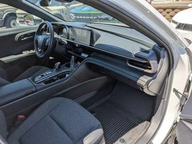 Used 2023 White Toyota XLE image 37