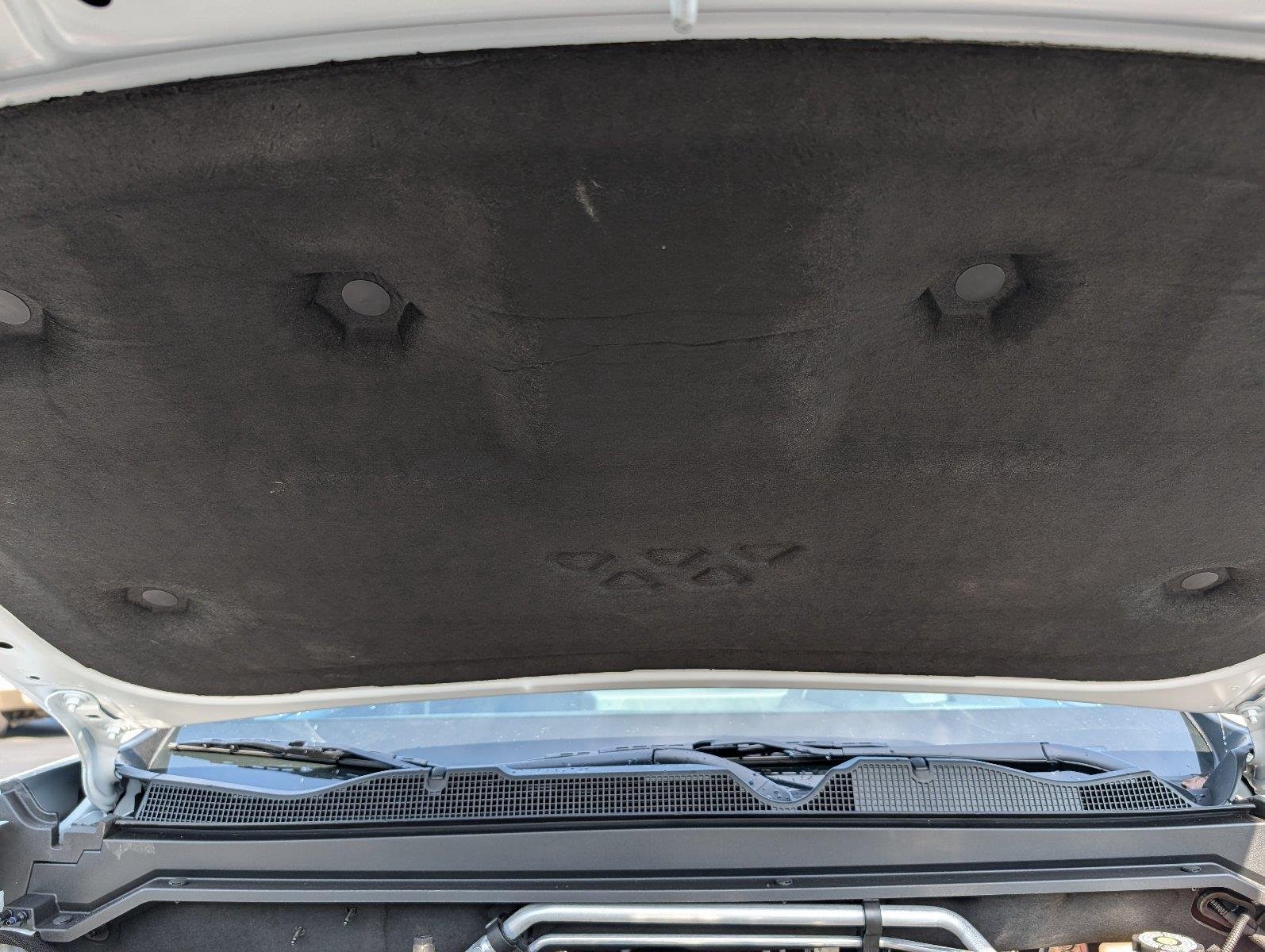 New 2026 Summit White GMC Elevation image 36