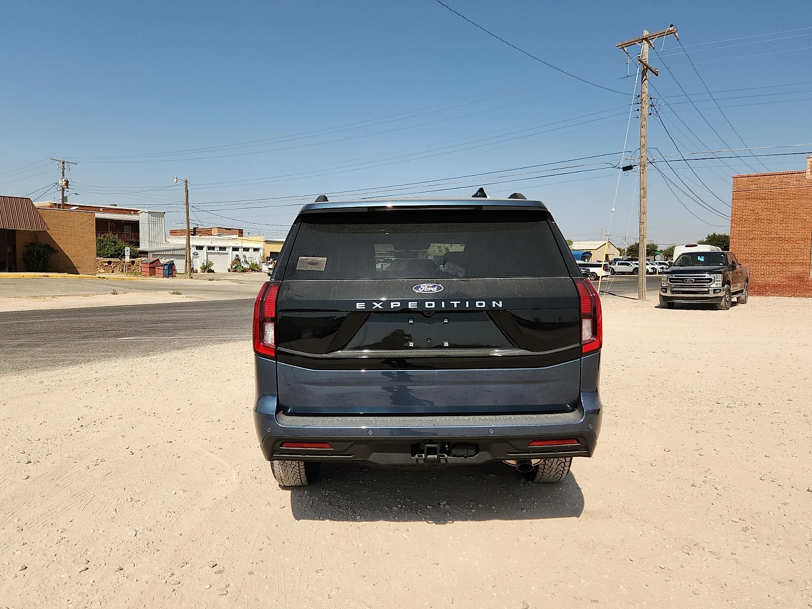 New 2027 Nocturnal Blue Metallic Ford Active image 6