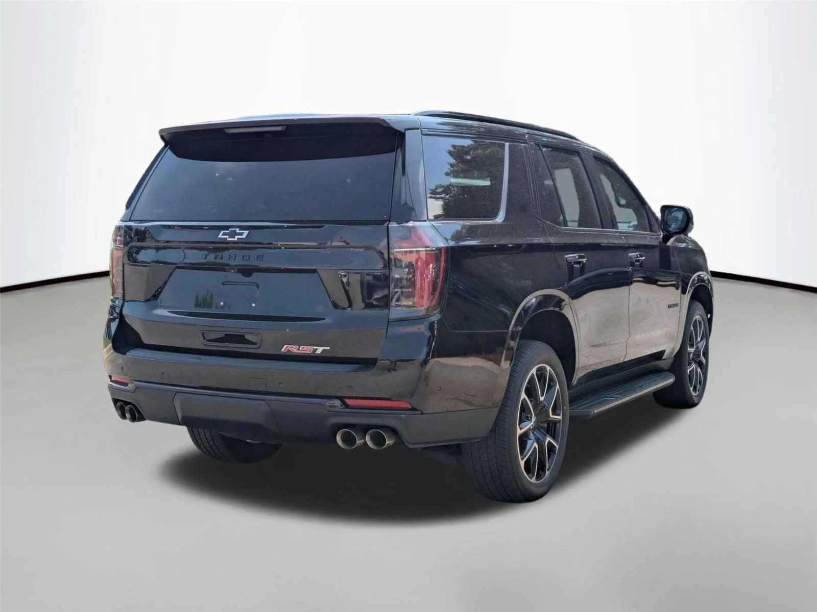 Used 2025 Black Chevrolet RST image 5