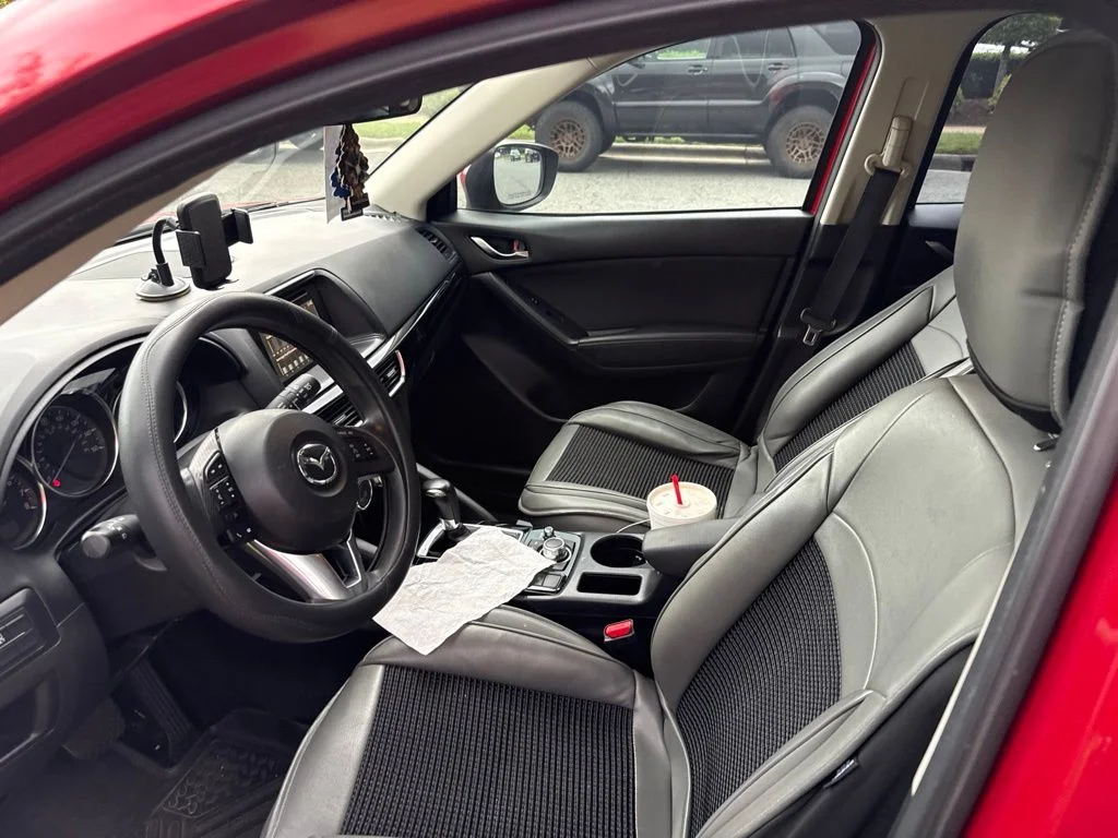 Used 2016 Red Mazda Sport image 12