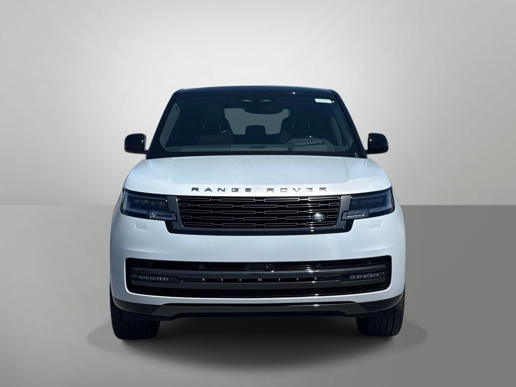 New 2026 Ethereal Frost Satin Land Rover SE image 24
