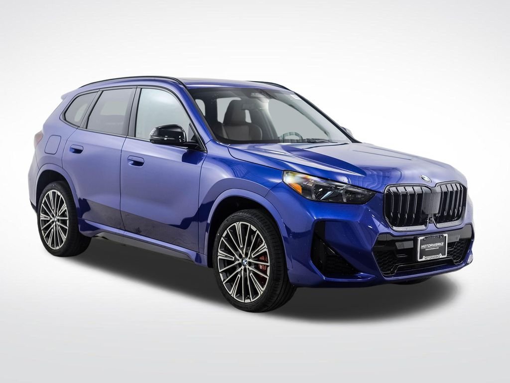 Used 2026 Blue Metallic BMW xDrive28i image 7