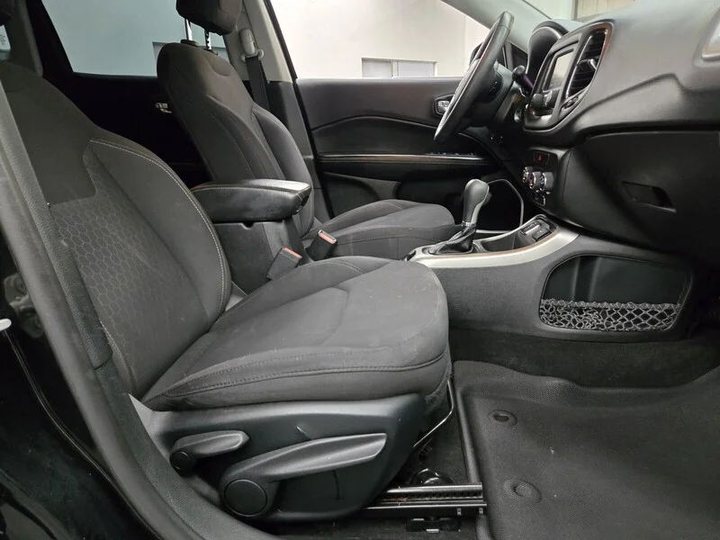 Used 2018 Diamond Black Crystal Pearlcoat Jeep Sport image 12