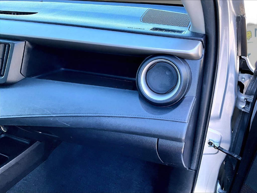 Used 2017 Silver Toyota LE image 13