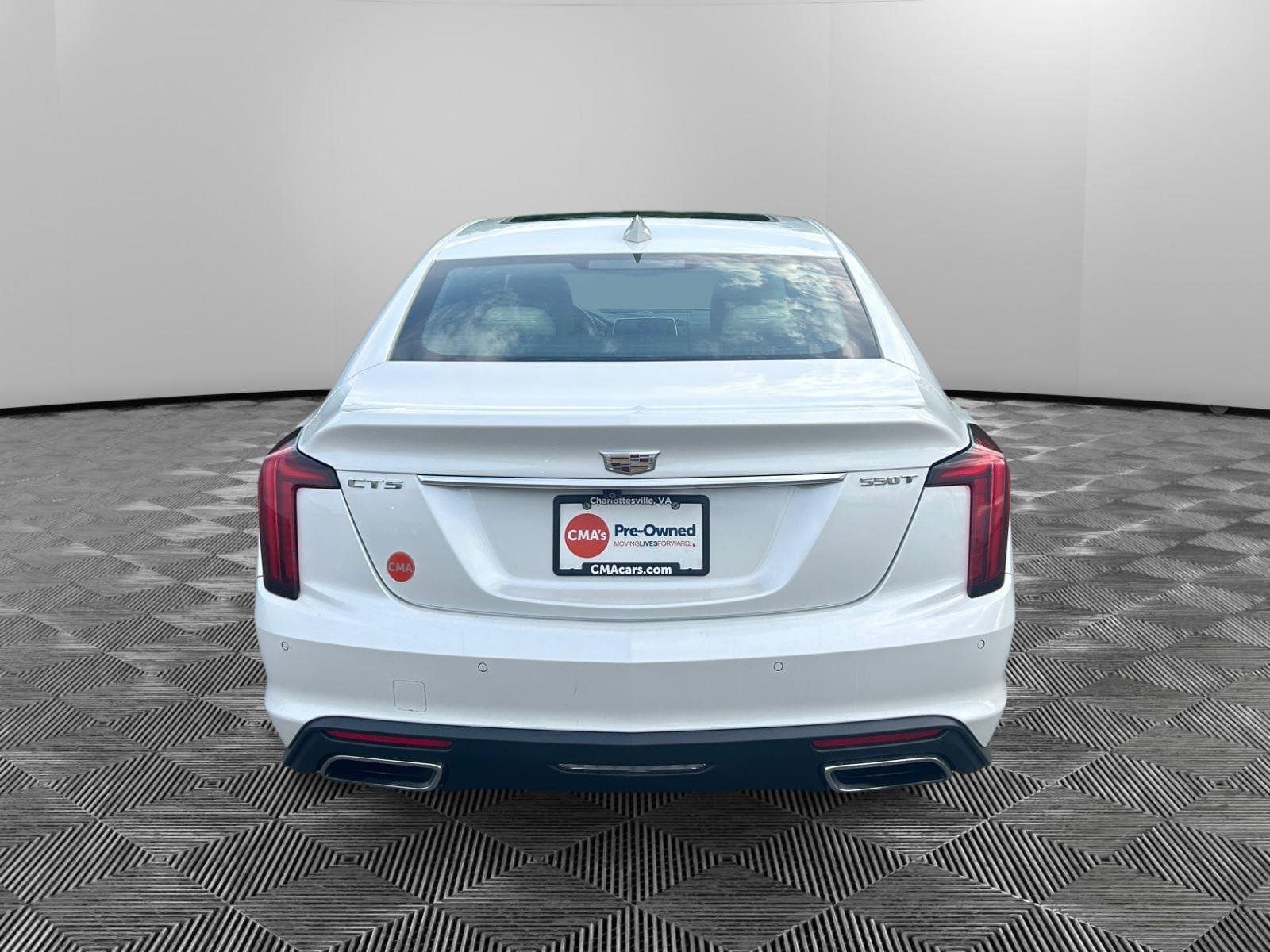 Used 2020 Crystal White Tricoat Cadillac Premium Luxury image 4