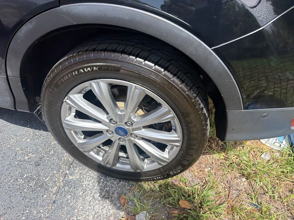 Used 2018 Black Ford Titanium image 9