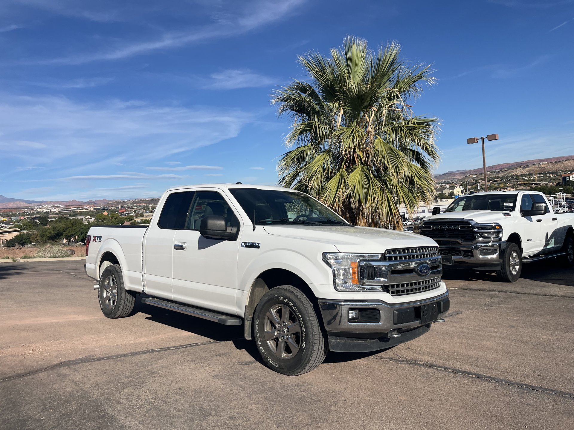 Used 2018 White Ford XLT image 3