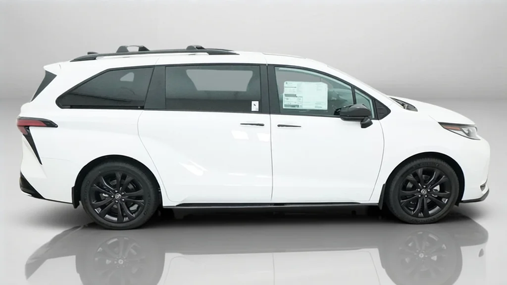 New 2026 Ice Cap Toyota XSE image 7