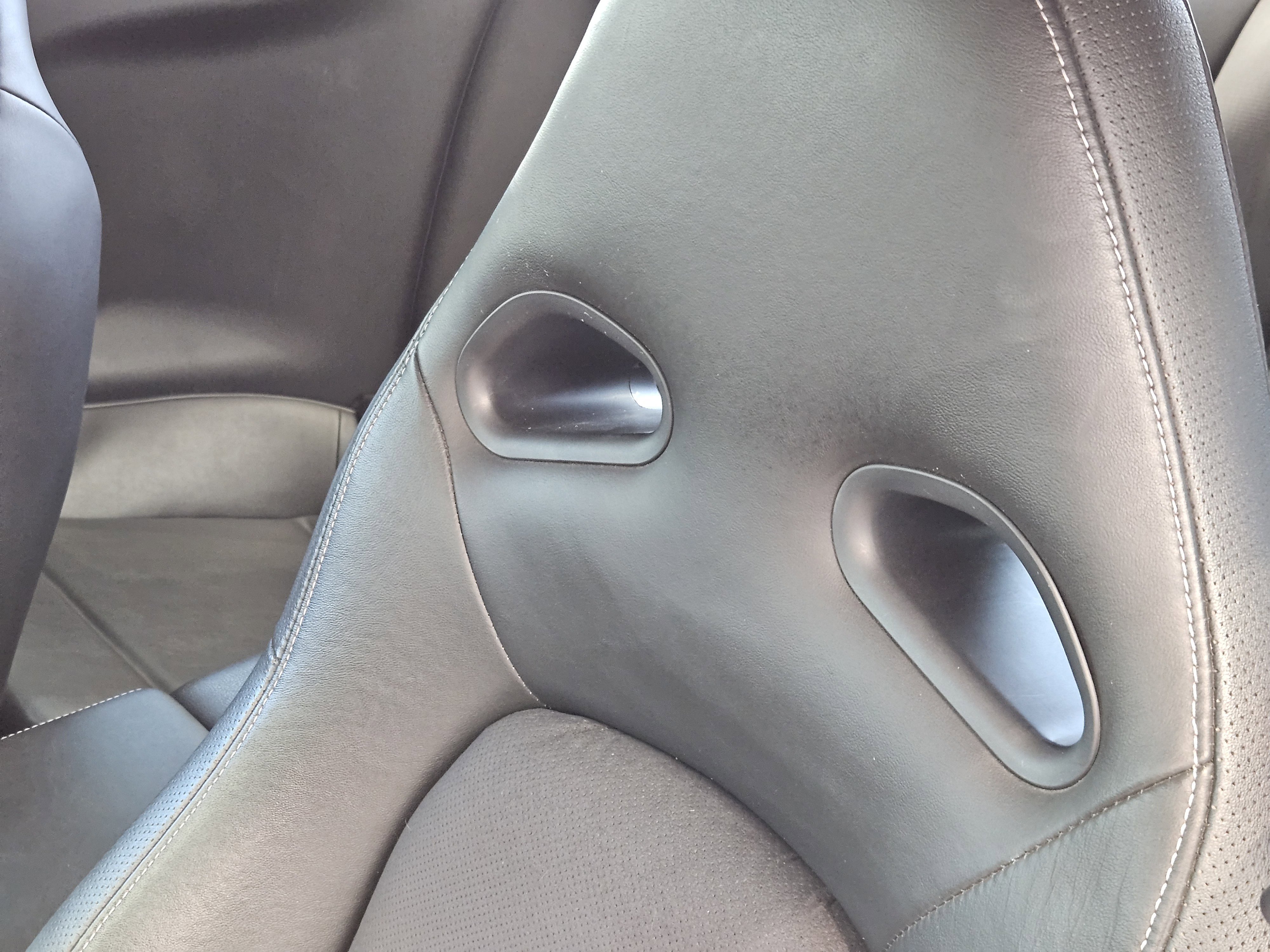 Used 2014  Nissan Premium image 15