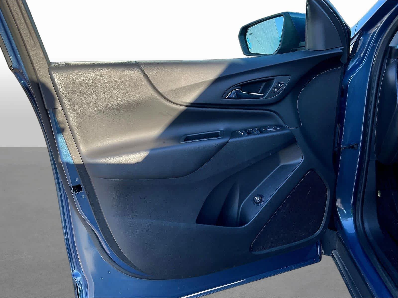 2024 Chevrolet Equinox LT - Photo 22