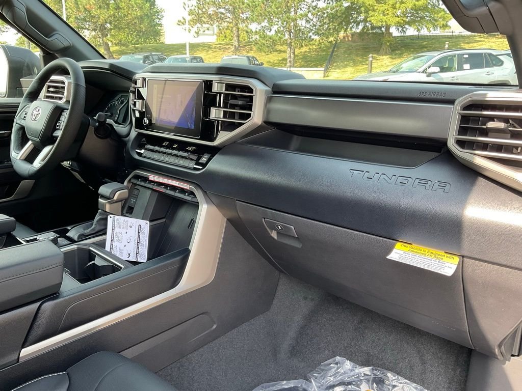 2026 Toyota Tundra SR5 - Photo 16