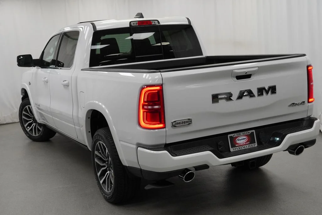 New 2027 Bright White Clear-Coat Exterior Paint RAM Limited image 11