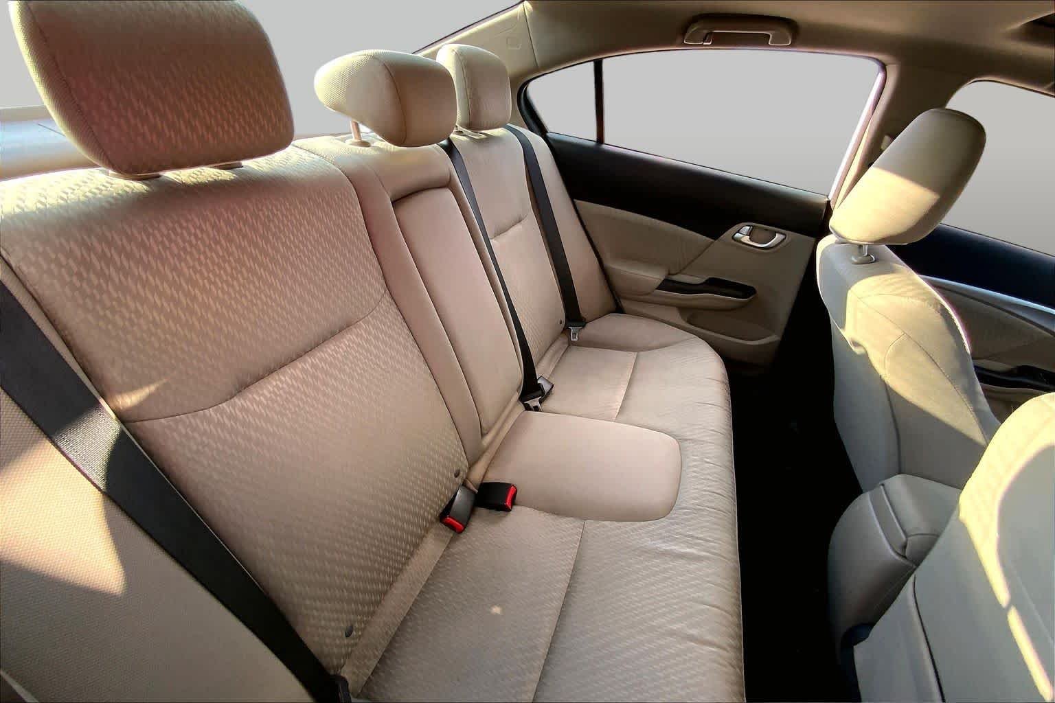 Used 2015 Taffeta White Honda EX image 19