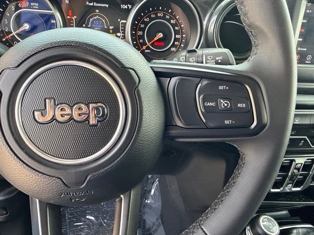 2023 Jeep Wrangler 4-Door Altitude - Photo 32