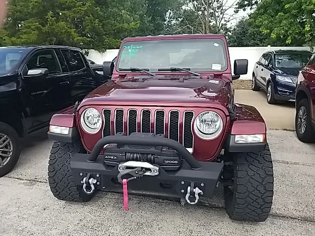 Used 2021 Red Jeep Unlimited Sahara image 9