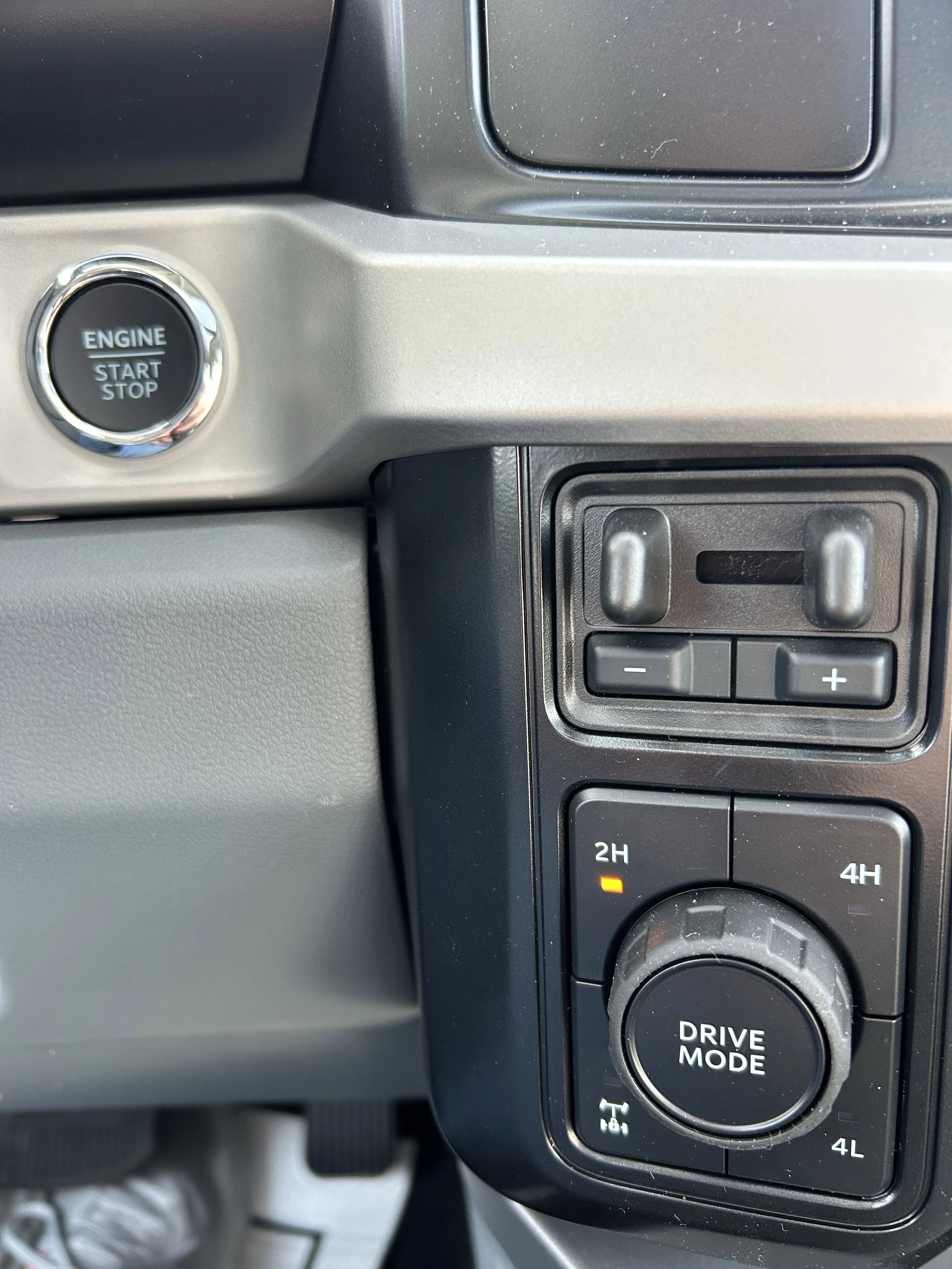 2026 Ford F-350 Super Duty XLT - Photo 18