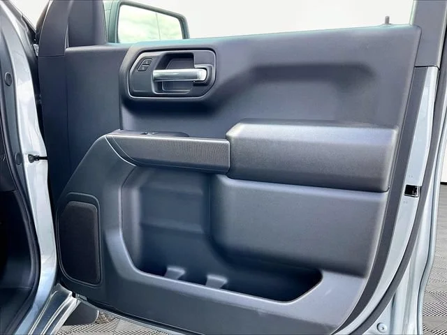 New 2026 Sterling Gray Metallic Chevrolet Custom image 28