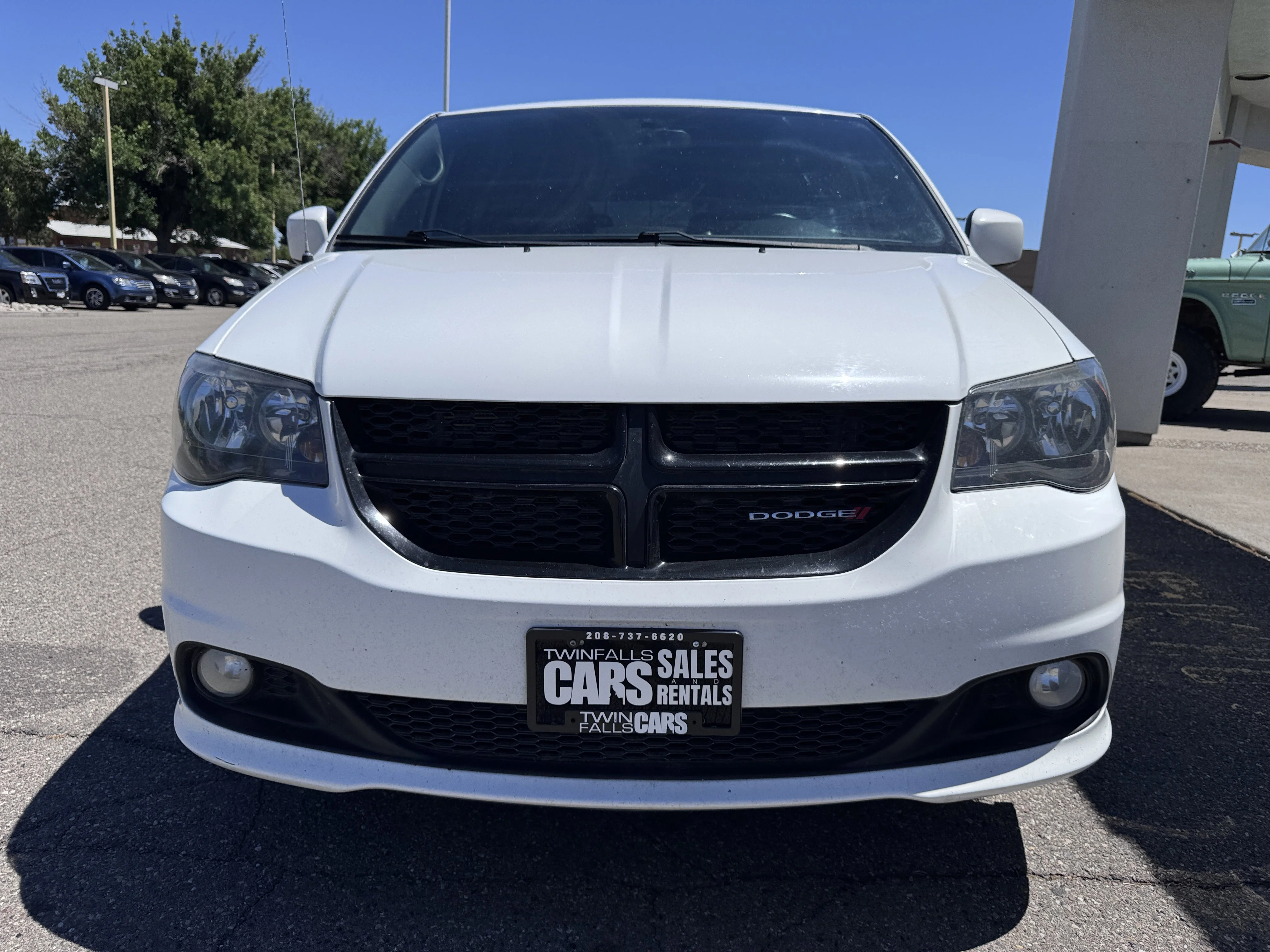 Used 2016 Bright White Clearcoat Dodge SXT Plus image 48