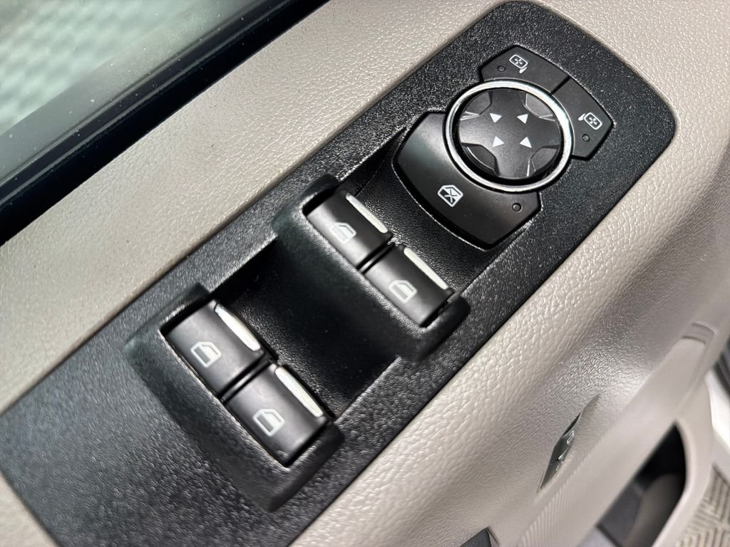 Used 2017 Silver Ford XLT image 19