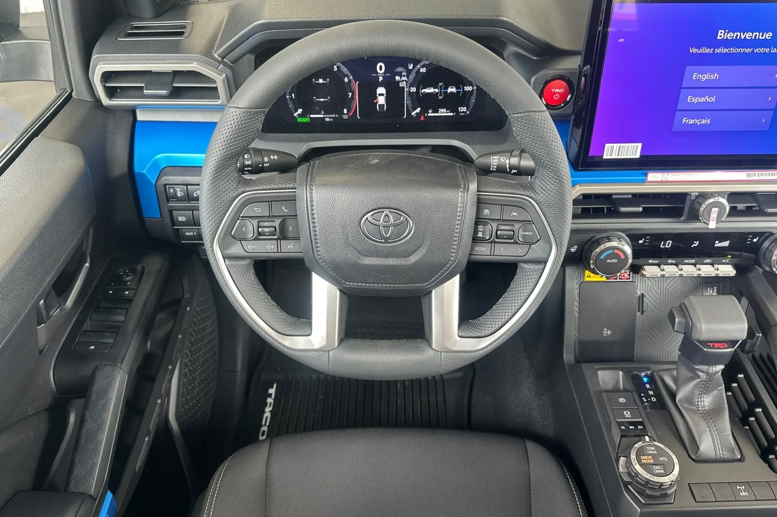 2025 Toyota Tacoma TRD Off Road - Photo 13